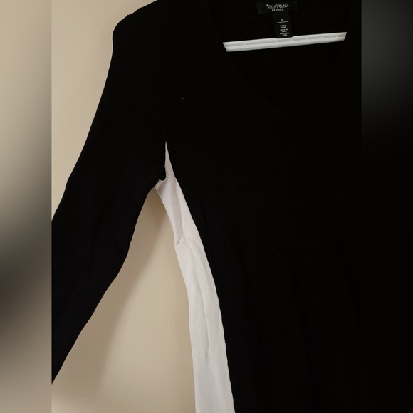 Sweater - Picture 3 of 4